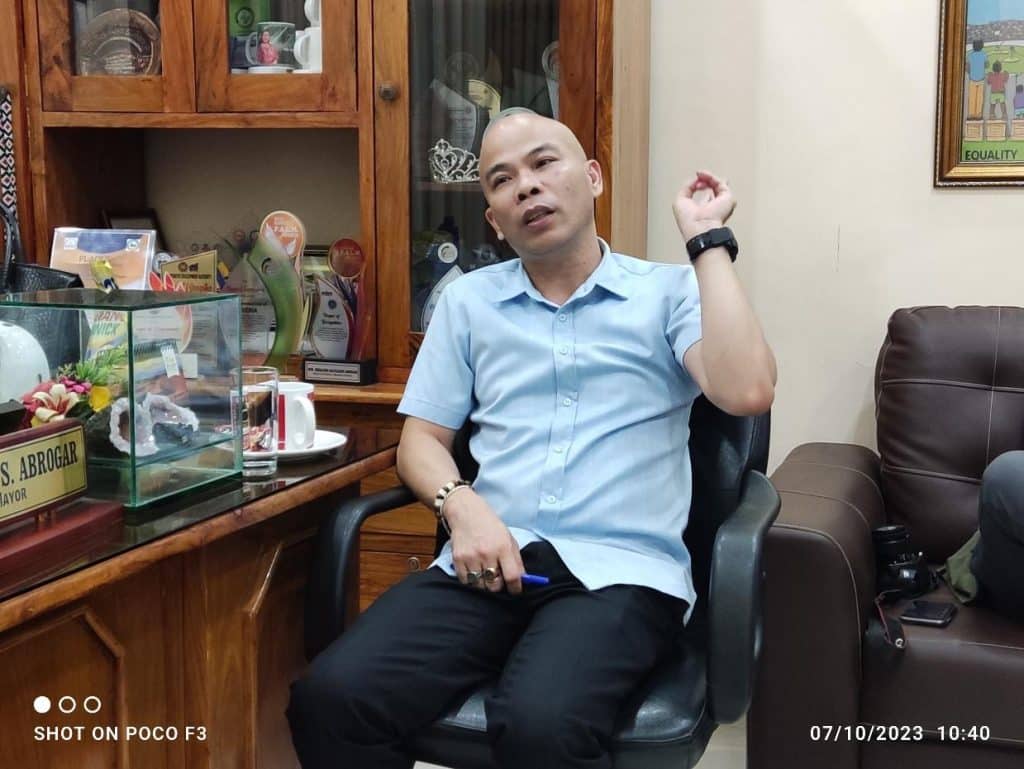 Claveria Mayor, USTP Claveria discuss collaboration & cooperation 3