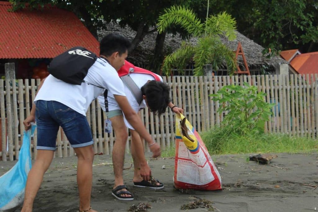 NSTP holds Emergency Response Training and Coastal Clean-up 7